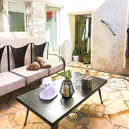 La Parenthese En Provence