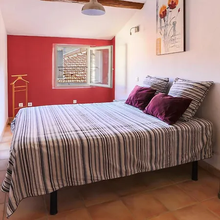 La Parenthese En Provence *